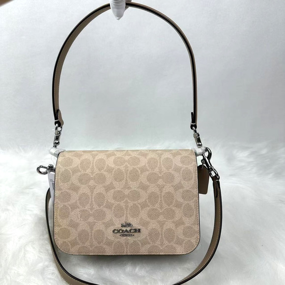 COACH Quinn Bag Shoulder/Crossbody In Signature Canvas In Silver/Sand/Taupe NWT - Picture 1 of 12